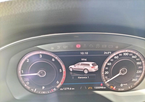 Volkswagen Passat cena 109900 przebieg: 135094, rok produkcji 2019 z Sanok małe 596